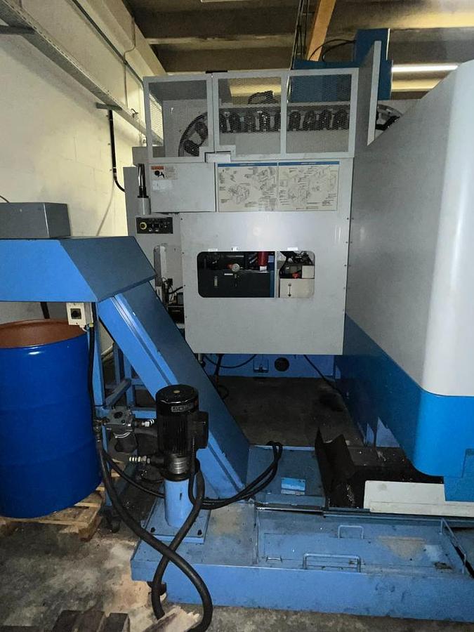 Used Mazak MTV 655/80 (1995) CNC Vertical machine center for metalworking - Wuppertal, Germany