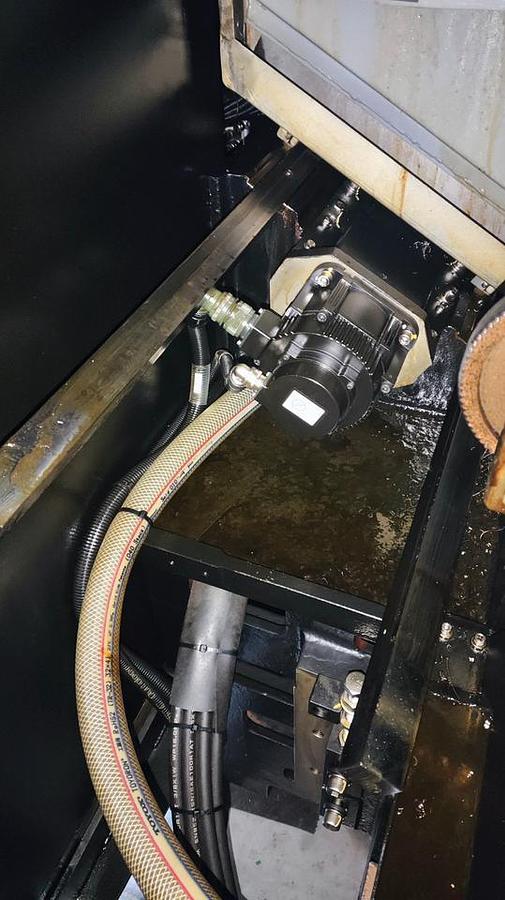 Used 2019 Hurco TM8i - Toruń, Poland