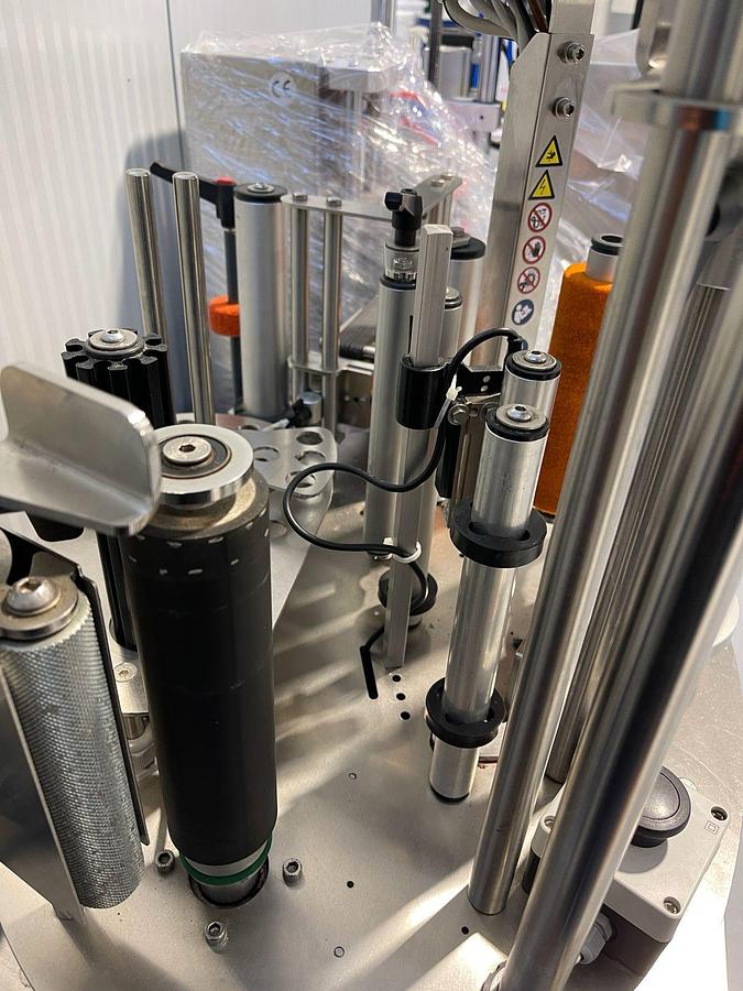 Used Tecno MR2 ET-PRO MINI (2022) Semi-Automatic Single-Station Benchtop Labeling Machine, 