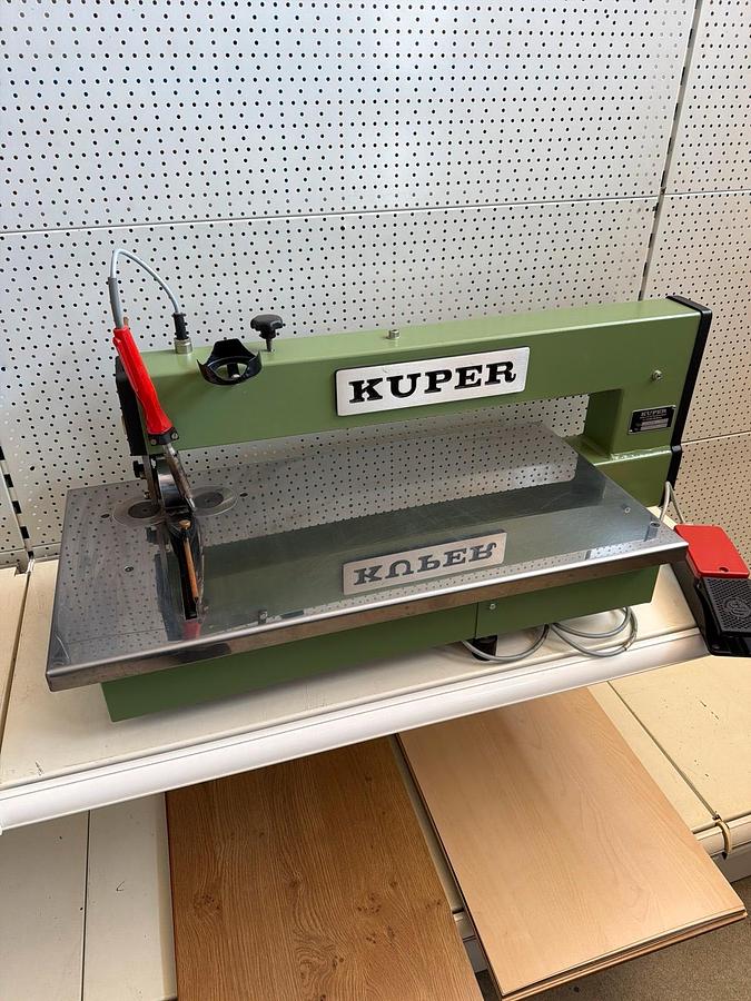 Used Kuper FWM 630 Veneer Splicing Machine / Zig-Zag Veneer Stitching Machine, Mölln, Germany