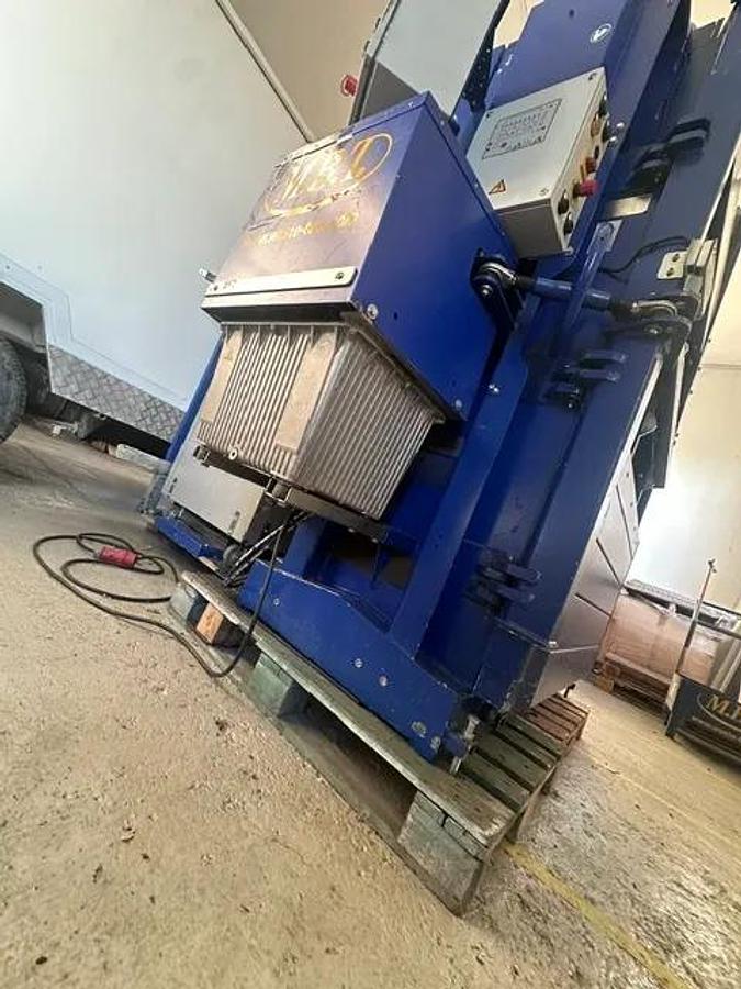 Used 2017 Strautmann AutoLoadBaler - Semi-automatic Baler
