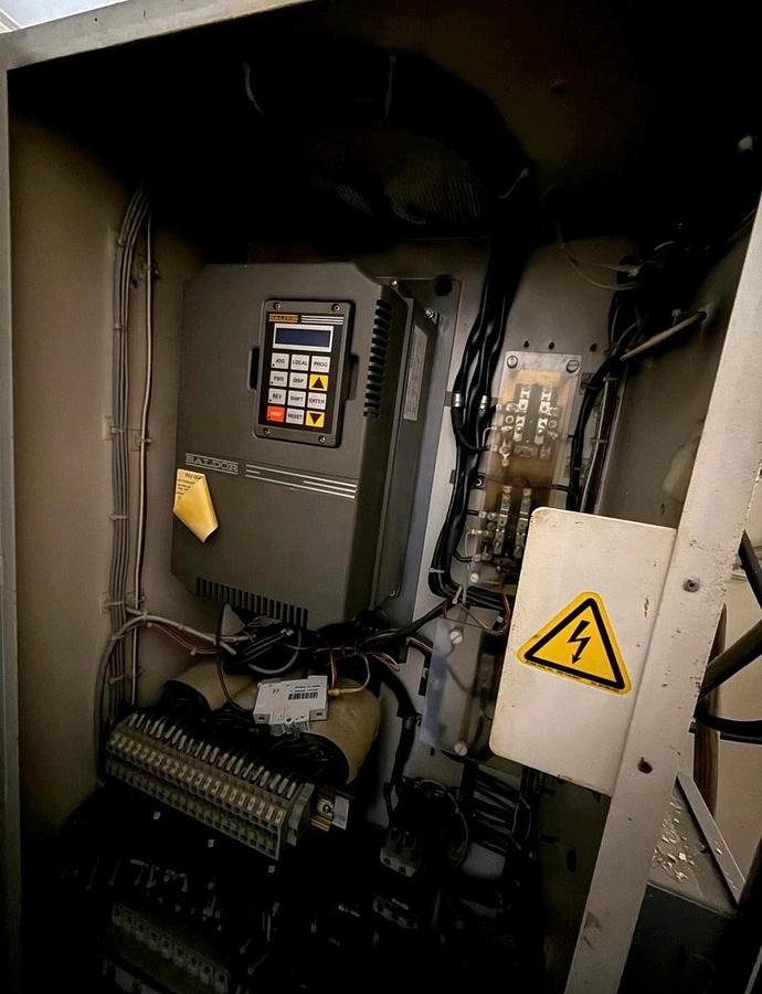 Used Fadal VMC 3010 Vertical machining center for metalworking - Frickenhausen, Germany 