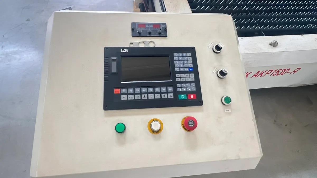 Used ACCTEK AKP1530-R (2018) – Máquina de corte por plasma CNC con oxicorte y corte de tubos – Tirol, Austria