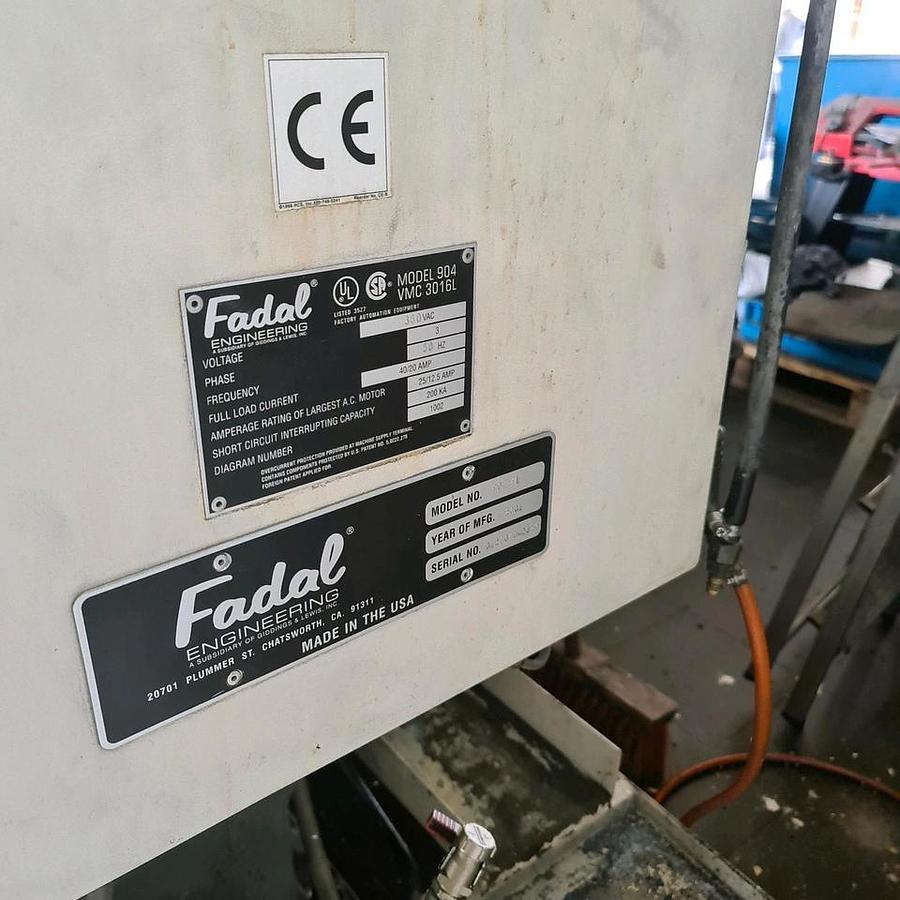 Used Fadal VMC 3010 Vertical machining center for metalworking - Frickenhausen, Germany 