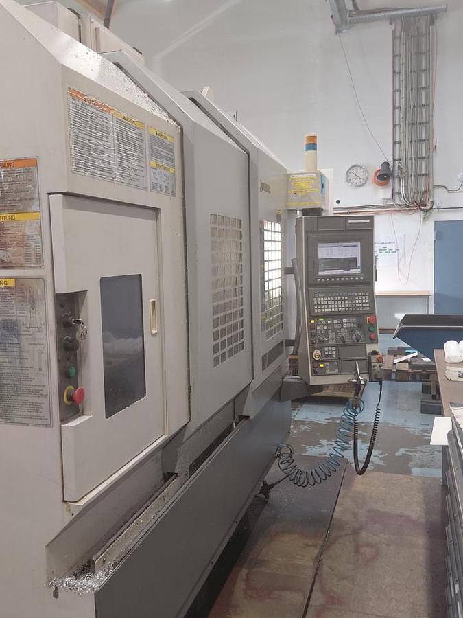 Used Okuma Genos M560 V (2011) Vertical machine CNC for metalworking - Hofgeismar, Germany