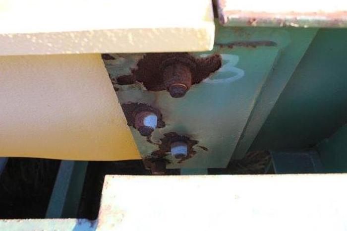 Used 32" x 47' Edem Balanced Vibrating Conveyor