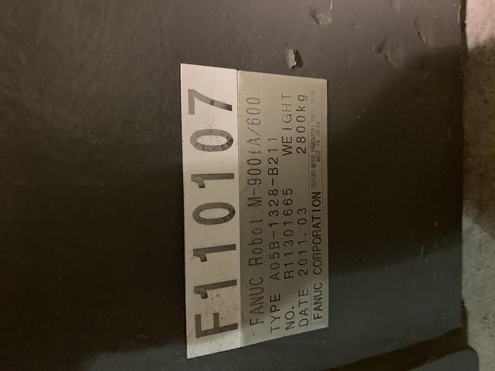Used FANUC M900iA/600 6 AXIS CNC ROBOT WITH R30iA CONTROLLER 600KG X 2832mm REACH