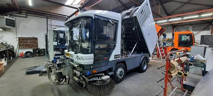 Gebruikt 2015 Ravo 580 STH