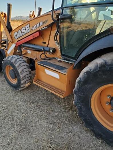 Used 2016 CASE 580N EP
