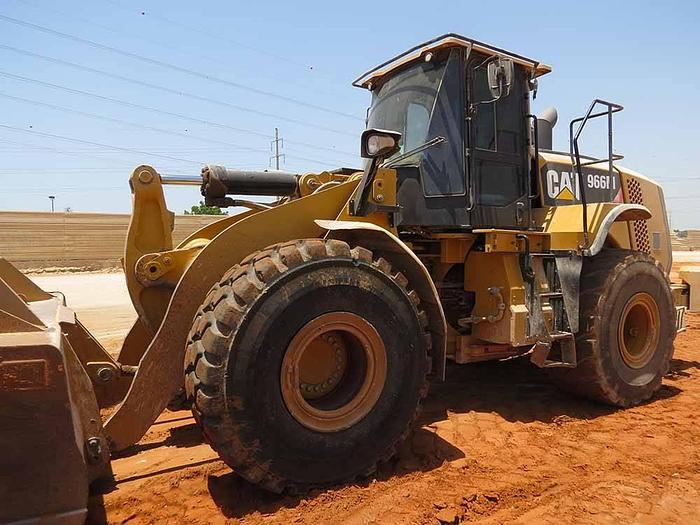 Used 2015 CATERPILLAR 966M
