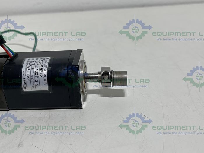 Used Yaskawa Electric  SGM-01B312 AC Servo Motor 100V, 100W, 2.2A, 0.318 Nm
