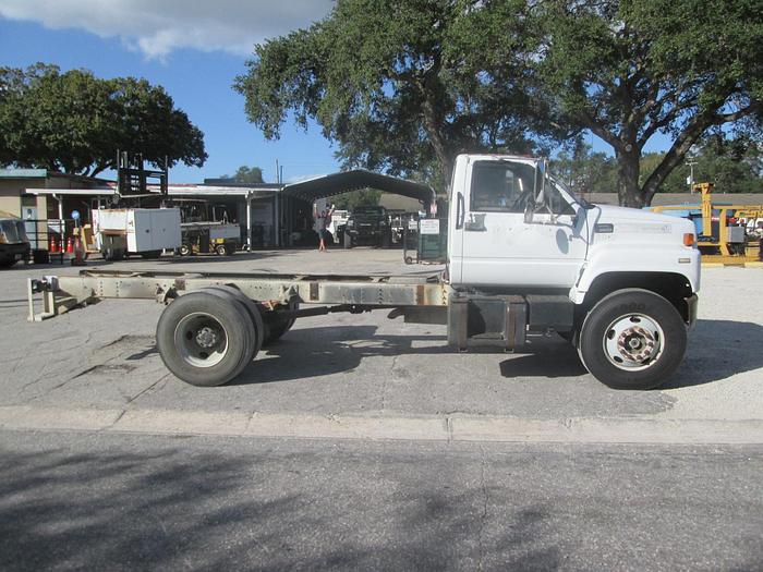 Used 2000 GMC C8500