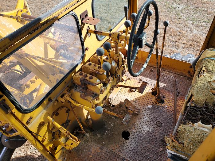 Used Allis Chalmers M100 Motor Grader
