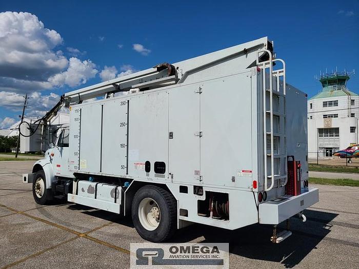 Used 1998 Global 2100MFNR Aircraft Deicer (2,000 gallon tank cap) on Navistar 4700 Chassis