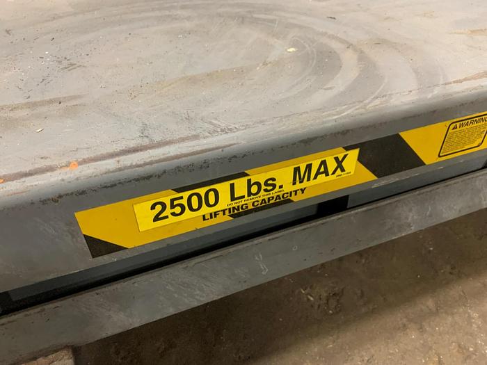 Used 2,500 LBS., PENTALIFT, PRO-SERIES HYDRAULIC LIFT TABLE