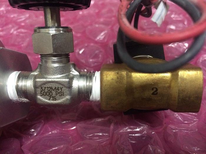 Used SMC VX2120 SOLENOID VALVE WITH HOKE VALVE