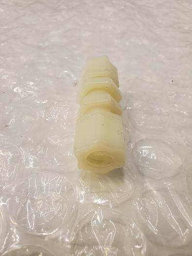 Used COMPRESSION TUBE BULKHEAD UNION 1-2″ TUBE OD