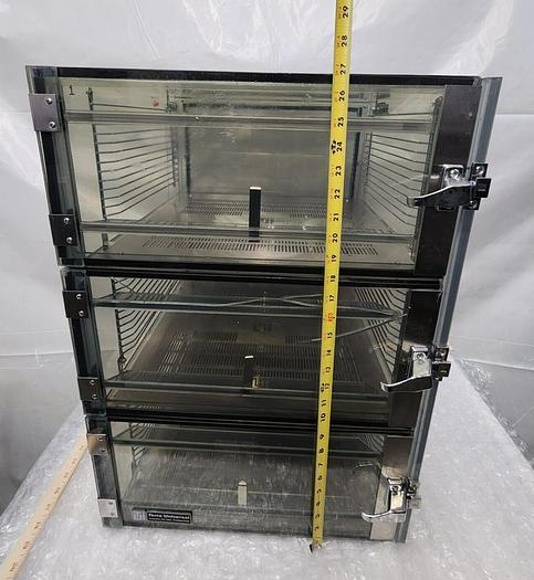 Used TERRA UNIVERSAL DESICCATOR 2076-00