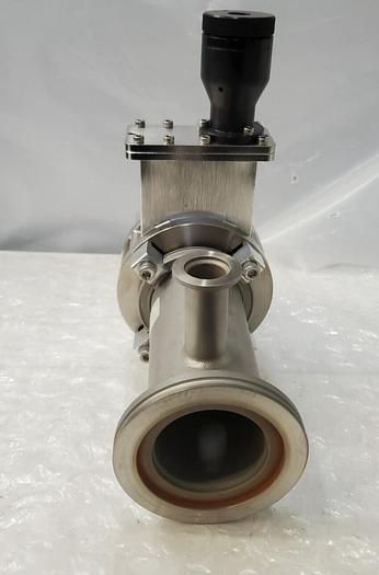 Used EDWARDS GVI 63M GATE VALVE WITH STAINLESS STEEL ADAPTER