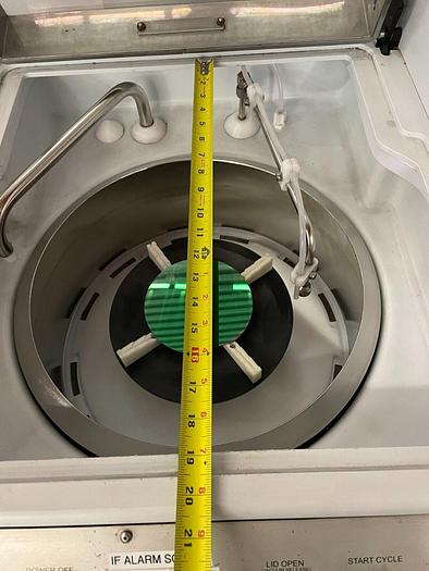 Used UTE SCS i 124 SUBSTRATE CLEANING SYSTEM