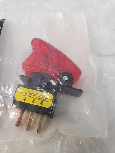 Used RADIOSHACK 275-0601 TOGGLE SWITCH