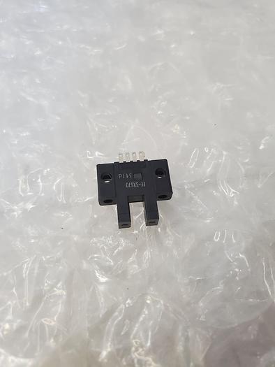 Used PHOTO MICRO SENSOR EE-SX670 , EE-SX330