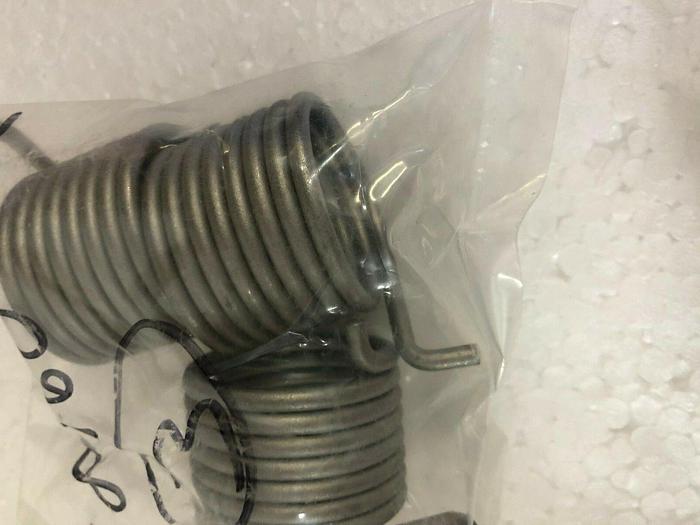 SPRING DOOR BAR VAC018168-01