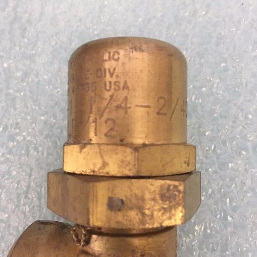 Used PARKER 637B-1-1/4-2/4DKE8 Pressure Control Valve