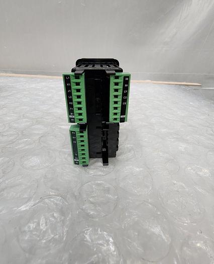 WATLOW EZ-ZONE PM8C1EK-ARFAAAA EXPRESS CONTROLLER