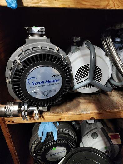 Used SCROLL MEISTER OIL FREE SCROLL VACUUM PUMP ISP-250C