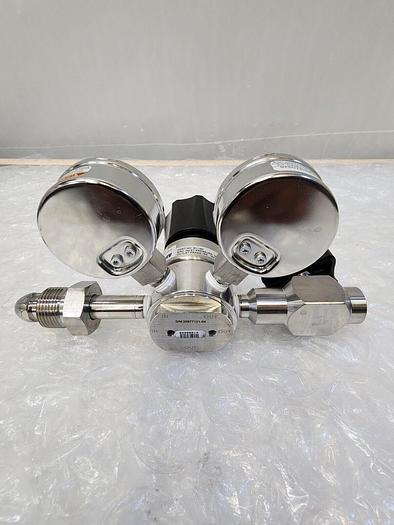 Used AIRGAS REGULATOR Y111213C580-AL 200 PSI - 4000 PSI