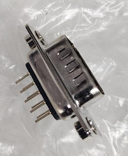 Used DIGI-KEY 738-17 KI3155 CONN DSUB PLUG 9POS PNL MNT SLDR