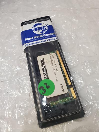 Used SAMSUNG M470T2953EZ3-CE6 1GB MEMORY