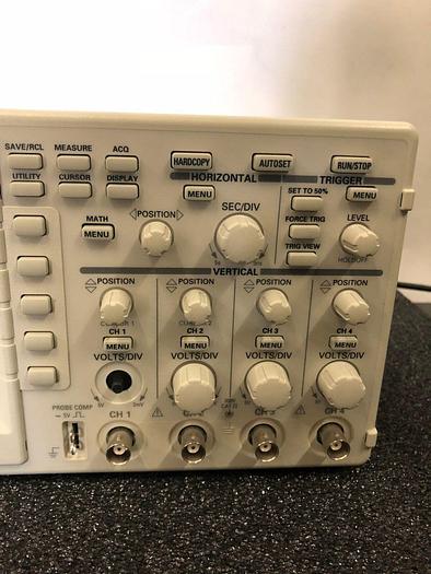 Used TEKTRONIX TDS 224 OSCILLOSCOPE