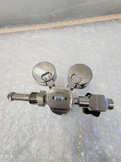 Used AIRGAS REGULATOR Y111213C580-AL 200 PSI - 4000 PSI