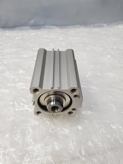 SMC CYLINDER CDQ2A32-35D-A80-XB9