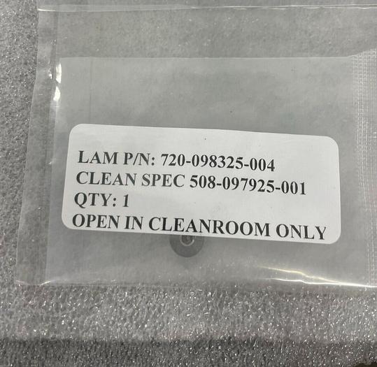 LAM 720-098325-004 SCR FLH SOC TI VENTED 8-32X1-4