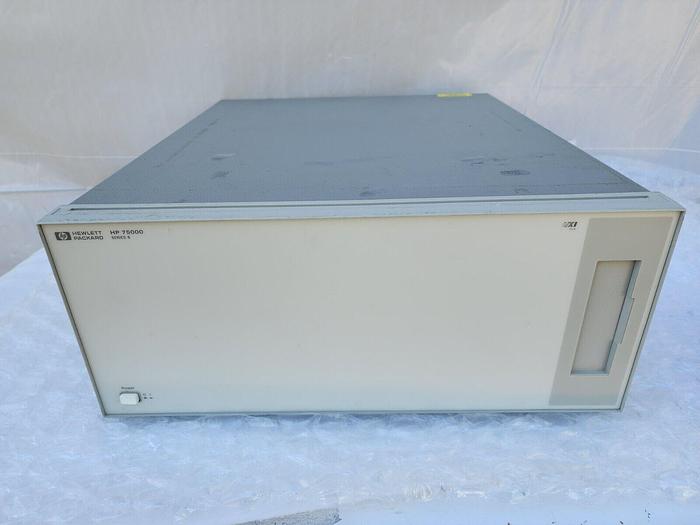 Used HEWLETT PACKARD HP 75000 SERIES B MODEL E1300A