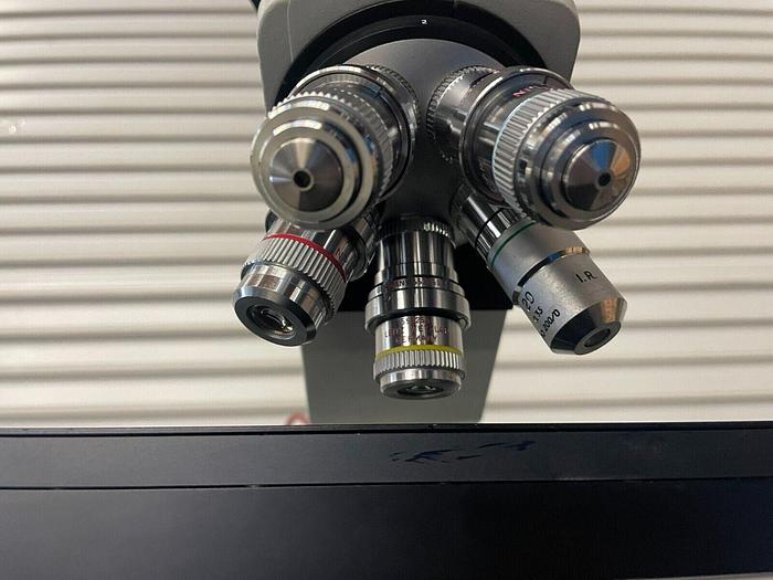 Used LEITZ ERGOLUX 020-448.026 MICROSCOPE (THORLABS TABLE SOLD SEPARATE)