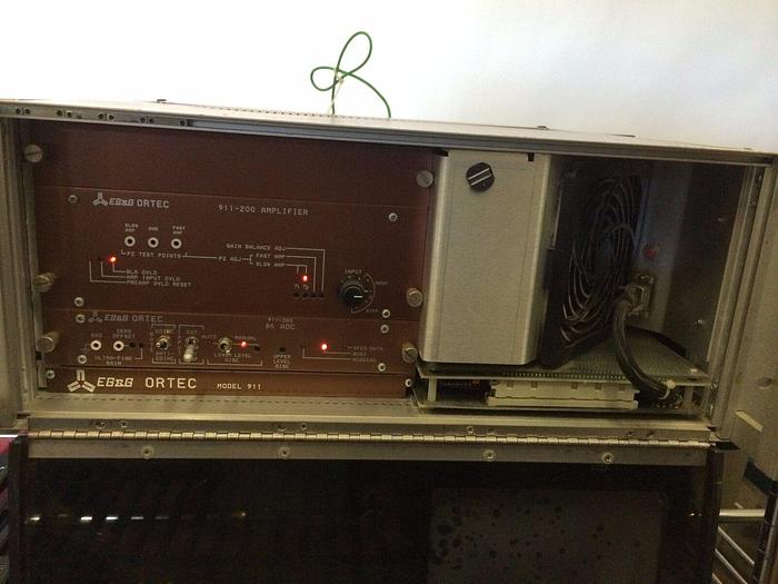 Used EG & G ORTEC AMPLIFIER 911