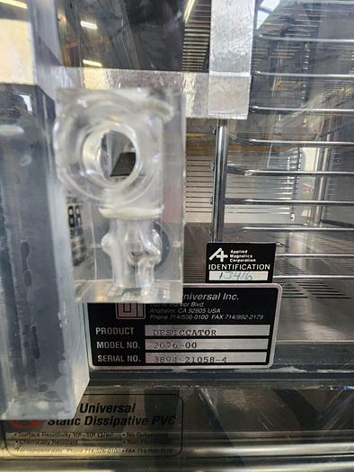 Used TERRA UNIVERSAL DESICCATOR 2076-00