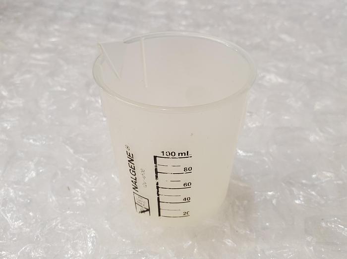 Used NALGENE 120-0100 100ml PLASTIC GRIFFIN BEAKER