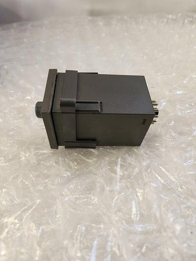 TEMPATRON TEMP CONTROLLER TC 4810-04