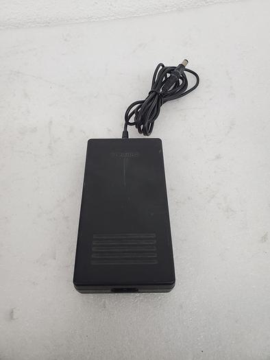 Used TOSHIBA AC ADAPTOR PA2484U