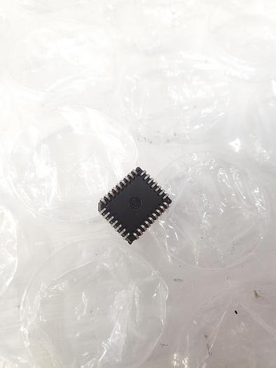 Used Programmable Array ST M27C51270C1