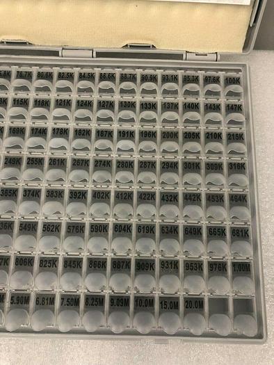 Used RESISTOR SUPERKIT R0402-1%