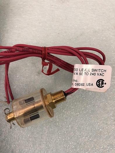 Used GEMS SENSOR SERIES 1700 LEVEL SWITCH