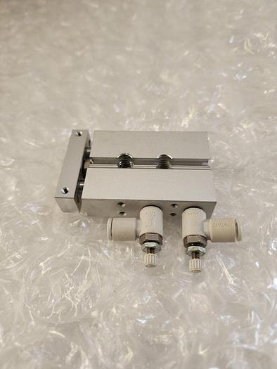 Used SMC MXS8-30 CYLINDER ROLLER