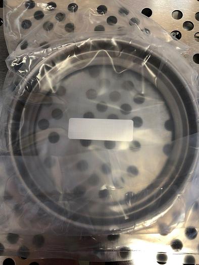 Used AMAT COVER RING 0020-24386-685