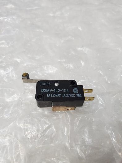 OMRON SENSOR D2MV-1L2-1C4 SWITCH QTY 2